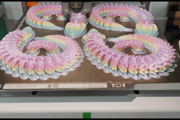3D printer with 3d printer filament